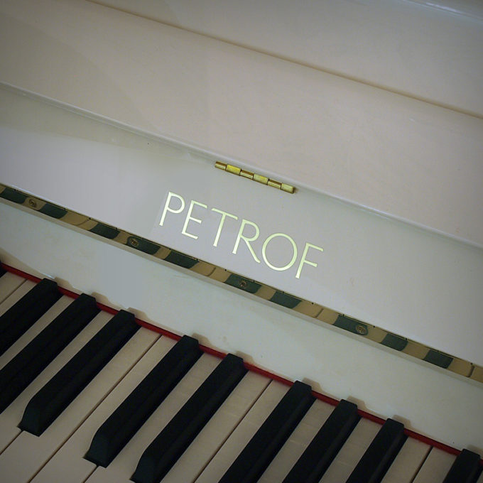 Пианино Petrof P 131 M1
