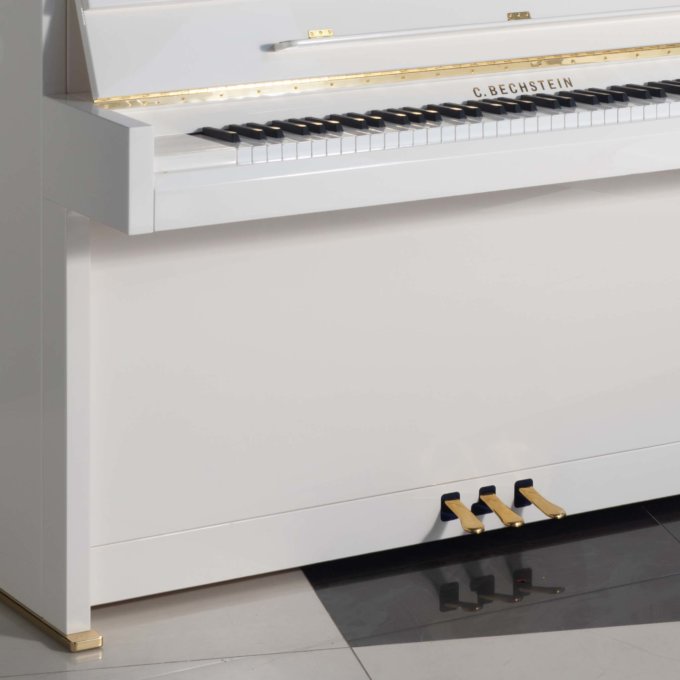 Пианино C. Bechstein Millenium 116K (BU) белое, полированное