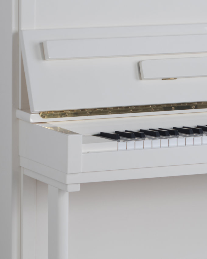 Пианино C. Bechstein Residence Classic 118 белое, полированное